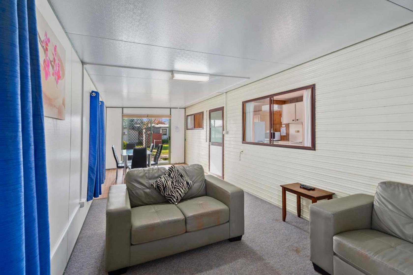 Hotel Lake Hume Holiday Park Exterior foto