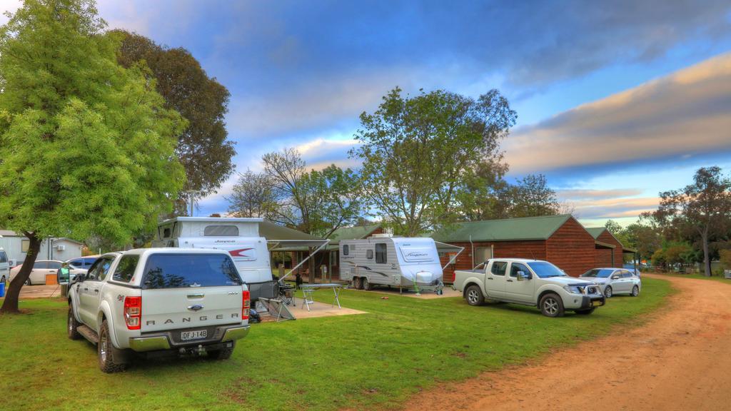 Hotel Lake Hume Holiday Park Exterior foto